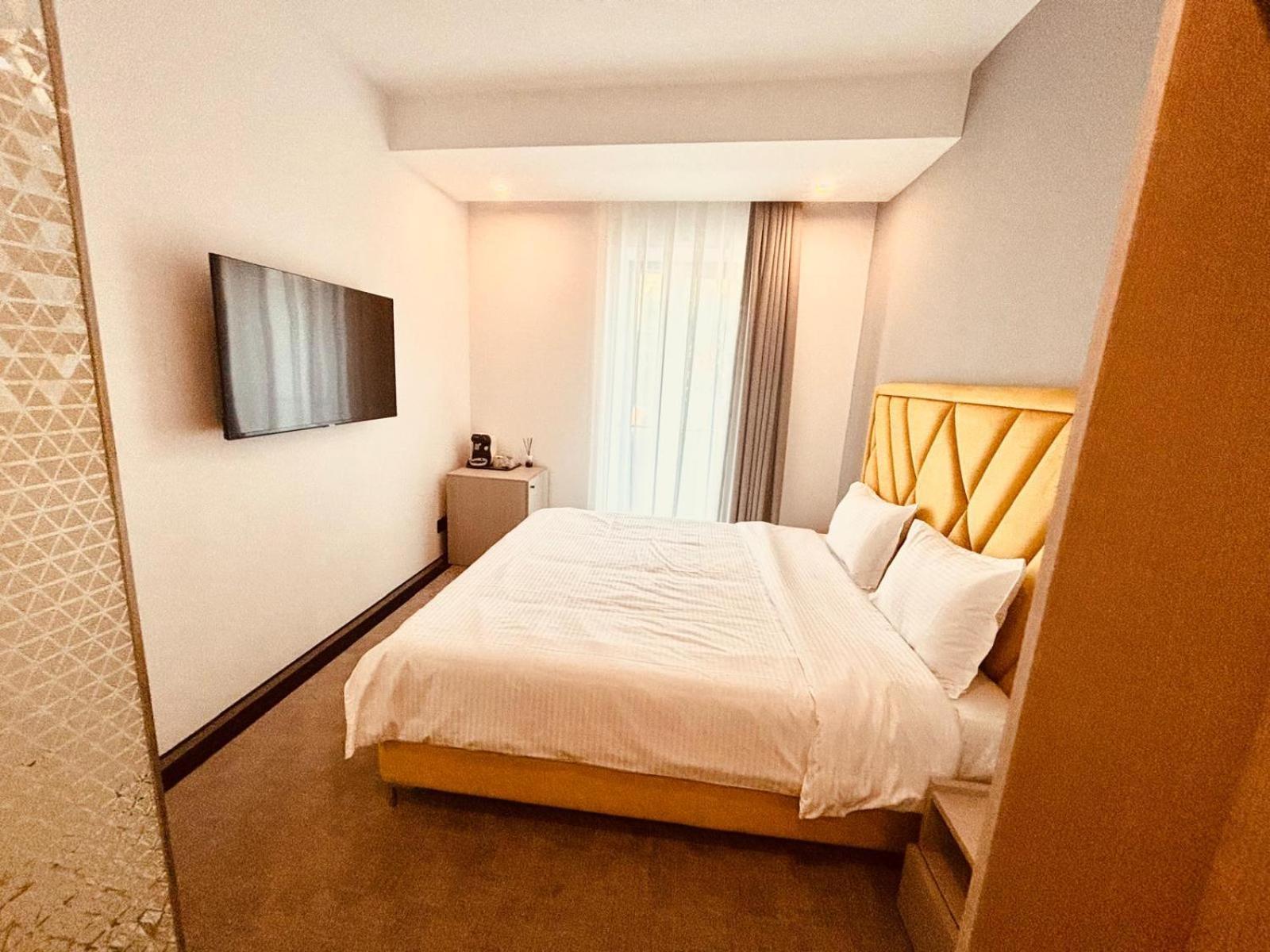 Cm111Apparthotel Bucarest Esterno foto