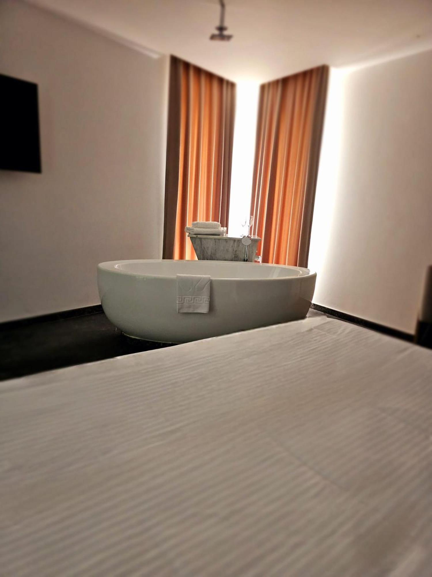 Cm111Apparthotel Bucarest Esterno foto
