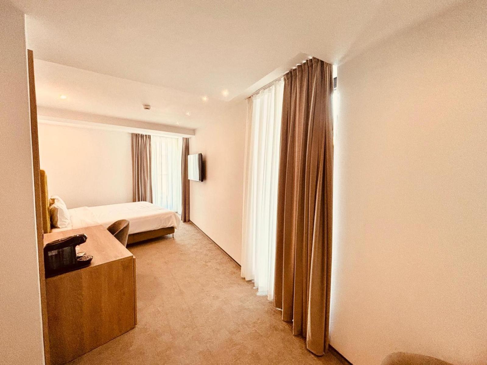 Cm111Apparthotel Bucarest Esterno foto