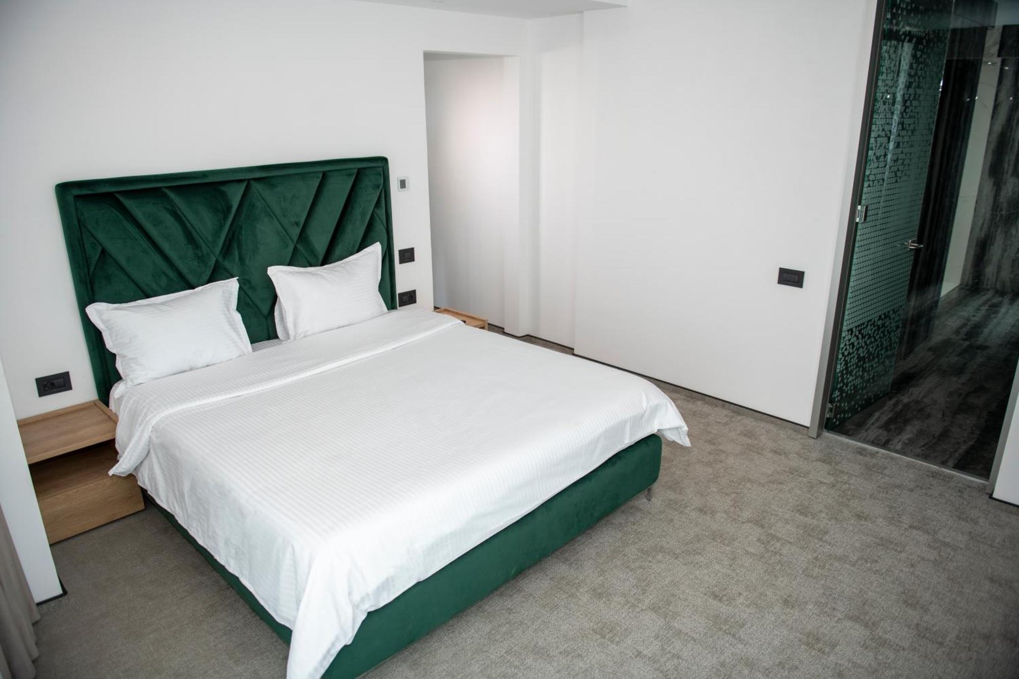 Cm111Apparthotel Bucarest Esterno foto