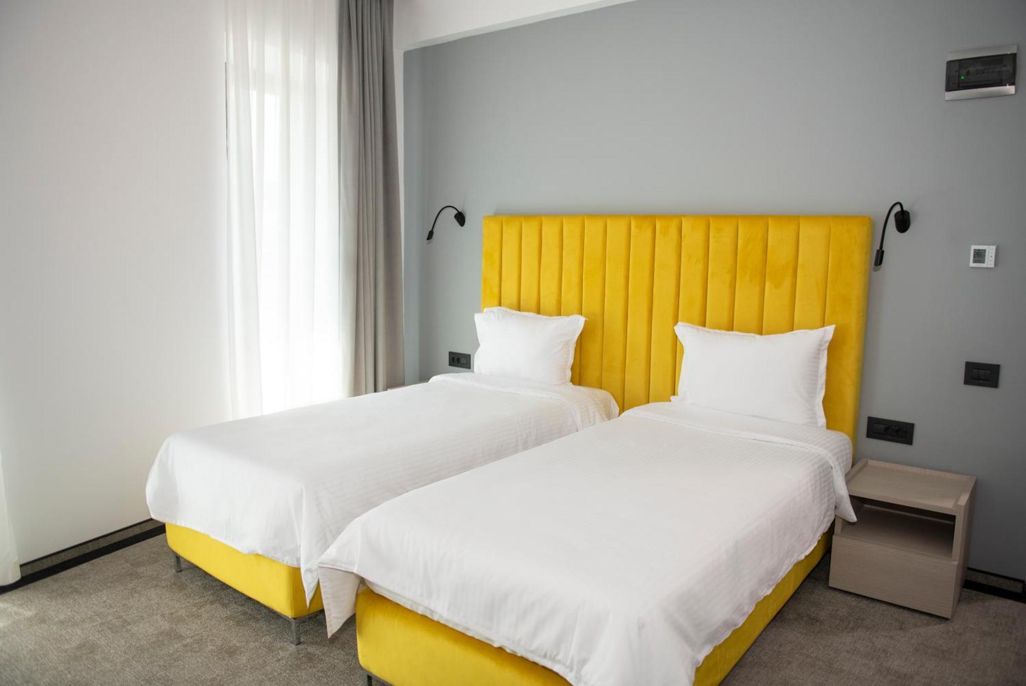Cm111Apparthotel Bucarest Esterno foto