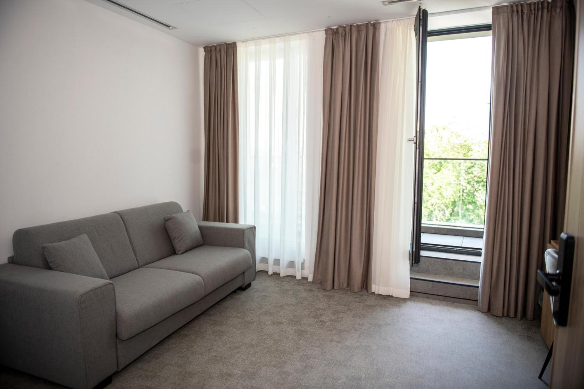 Cm111Apparthotel Bucarest Esterno foto